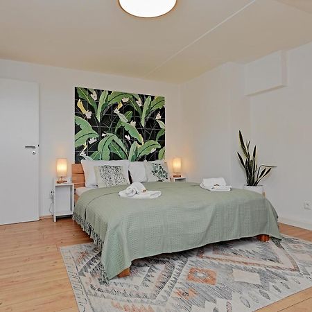 Stay&Dream - 75M² - Two Bedrooms - Kitchen - Netflix Essen Exteriör bild
