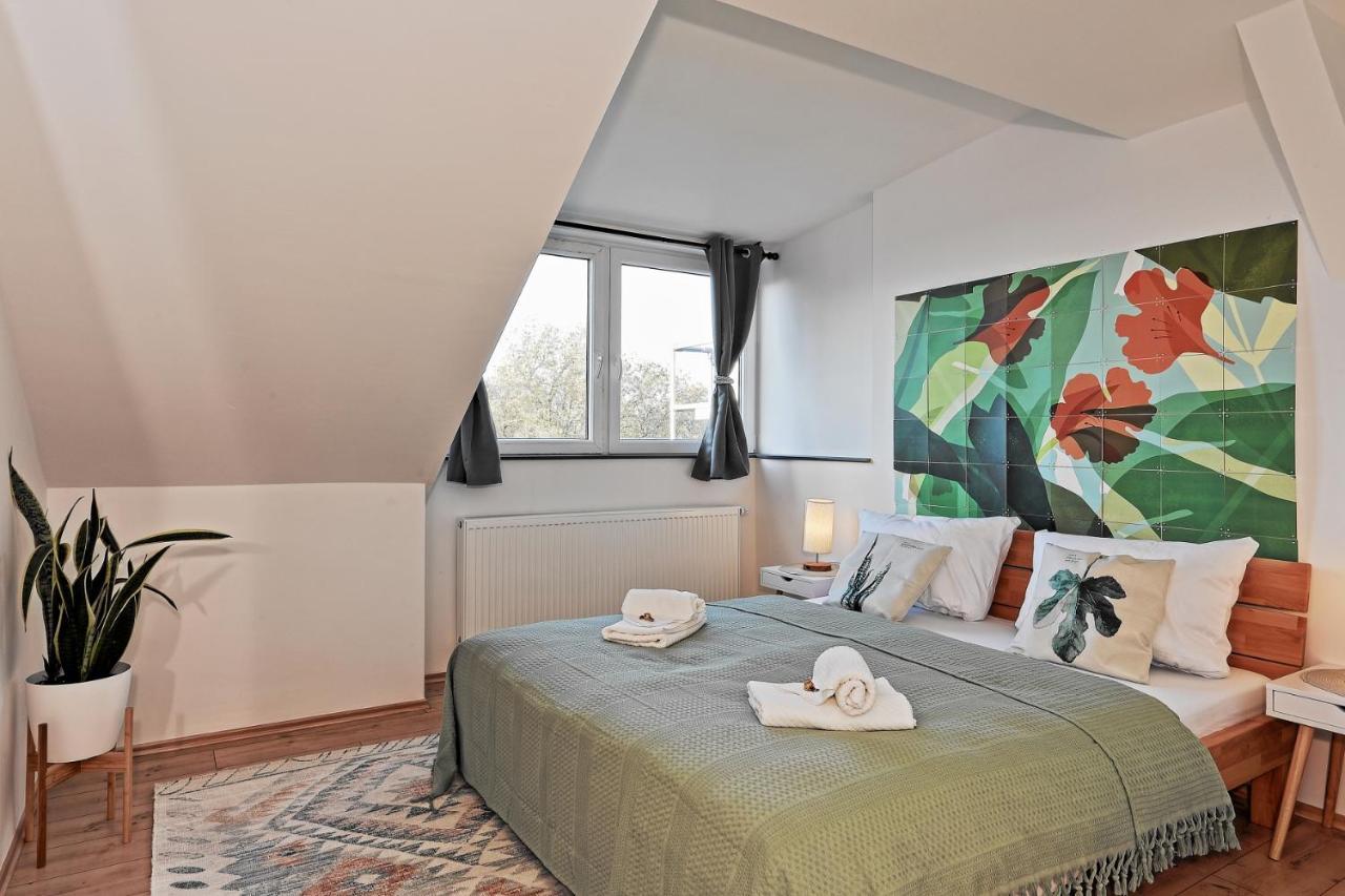 Stay&Dream - 75M² - Two Bedrooms - Kitchen - Netflix Essen Exteriör bild